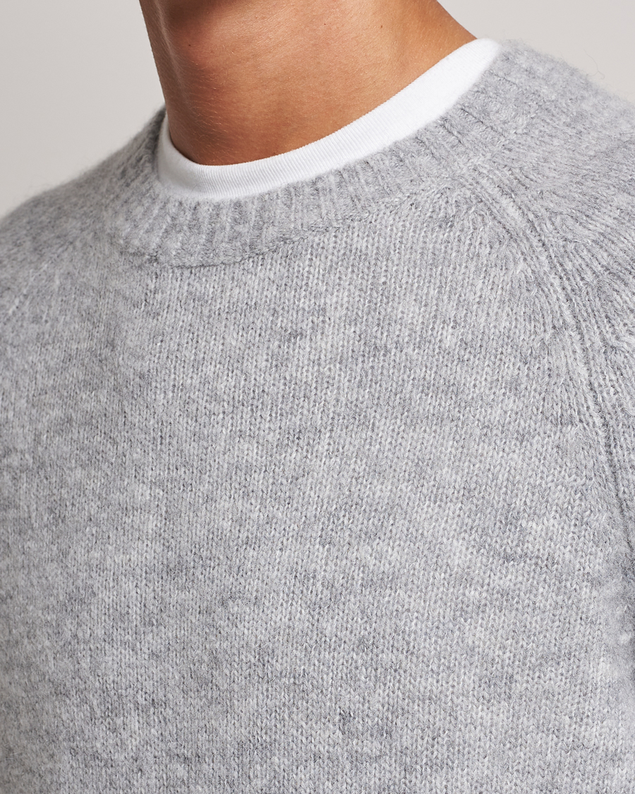 Uomini | Maglieria | Brunello Cucinelli | Fluffy Crew Neck Sweater Light Grey
