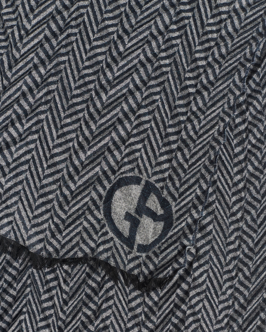 Uomini | Giorgio Armani Cashmere Chevron Scarf Navy/Grey | Giorgio Armani | Cashmere Chevron Scarf Navy/Grey