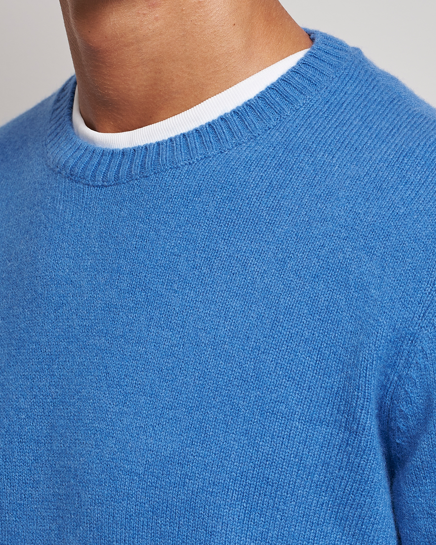 Uomini | Maglieria | Colorful Standard | Classic Merino Wool Crew Neck Pacific Blue