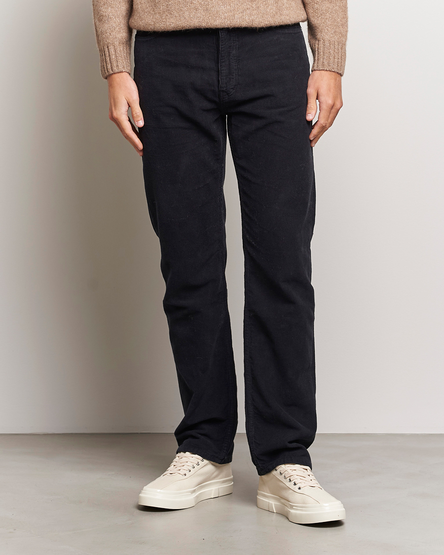 Uomini | Pantaloni | Filippa K | Straight Fit Garment Dyed Corduroy Pants Black