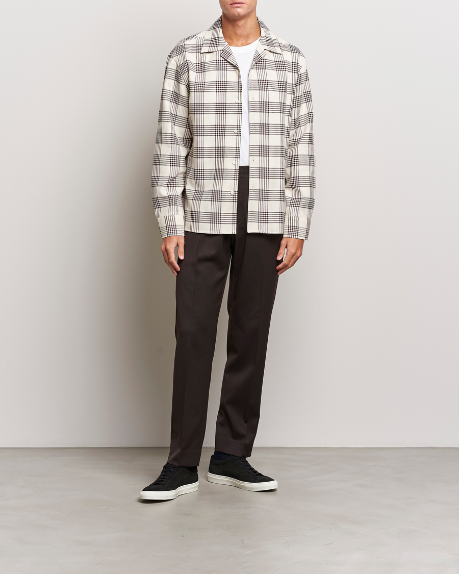 Uomini | Pantaloni | Filippa K | Relaxed Terry Wool Trousers Dark Brown