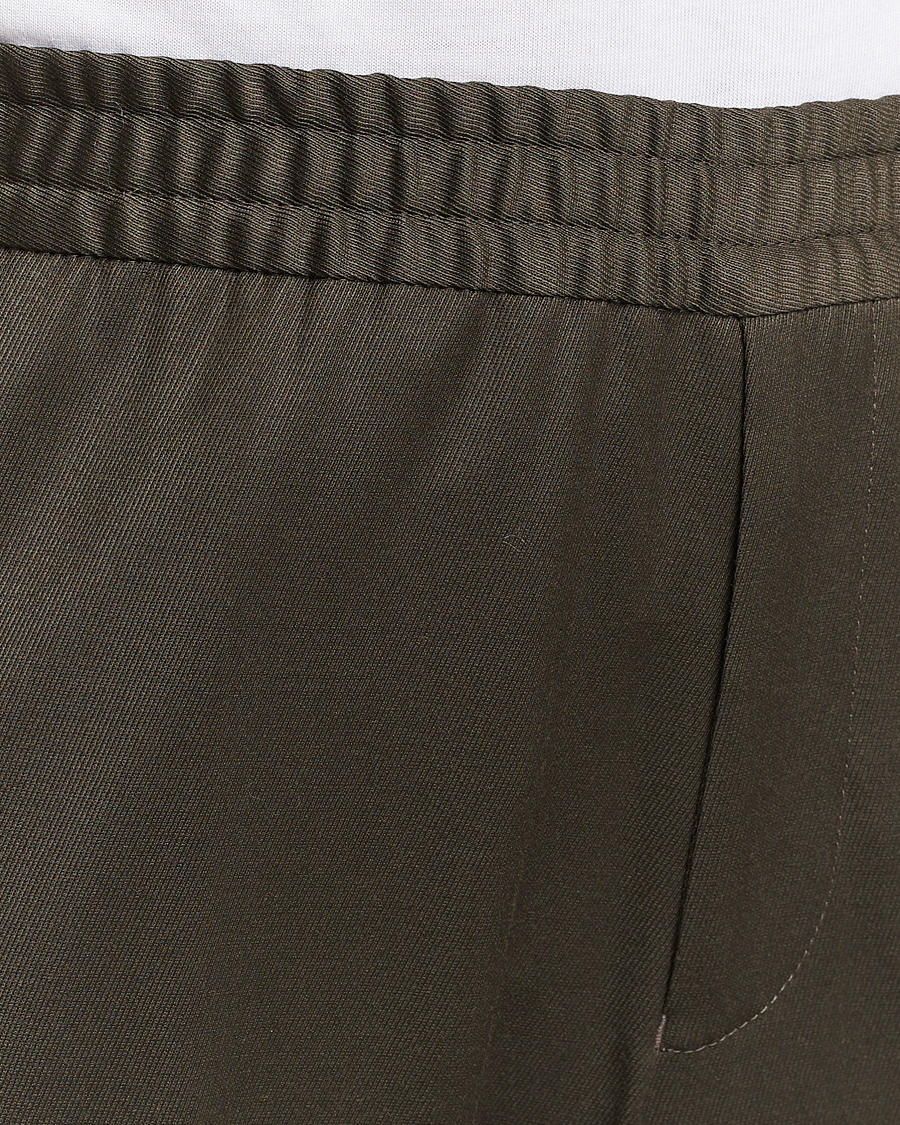 Uomini | Pantaloni | Filippa K | Relaxed Terry Wool Trousers Dark Forest Green
