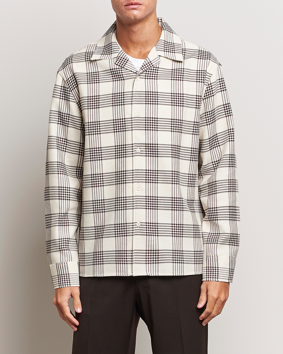 Uomini | Camicie | Filippa K | Waffle Checked Resort Shirt Dark Chocolate/White