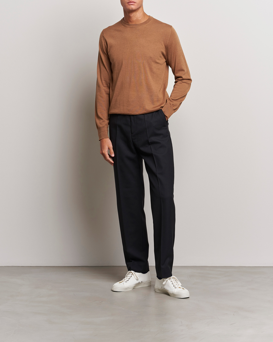 Uomini | Maglieria | Filippa K | Merino Round Neck Sweater Camel