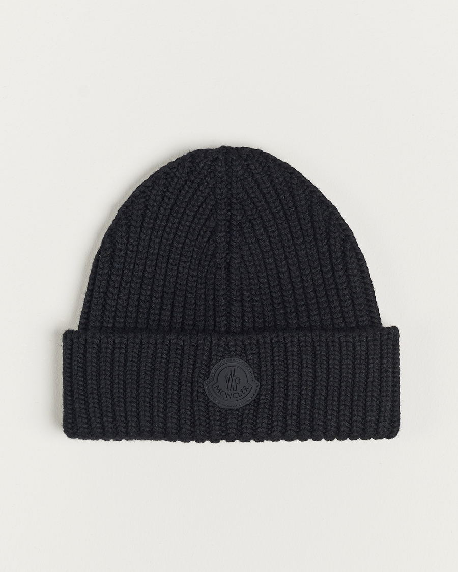Uomini | Moncler Tonal Logo Beanie Black | Moncler | Tonal Logo Beanie Black