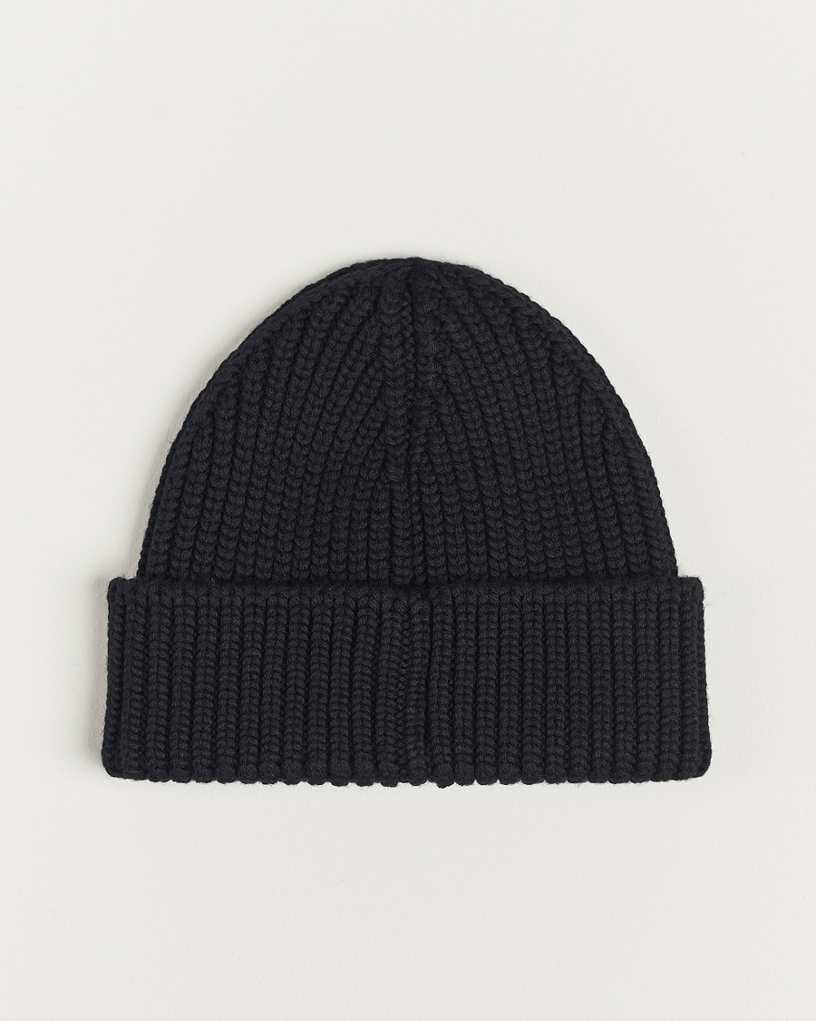 Uomini | Moncler Tonal Logo Beanie Black | Moncler | Tonal Logo Beanie Black