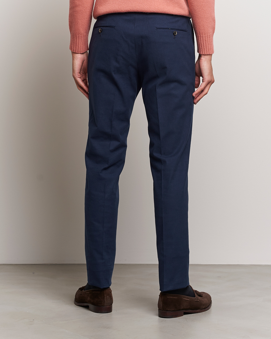 Uomini | Pantaloni | PT01 | Slim Fit Pleated Cotton Flannel Trousers Navy