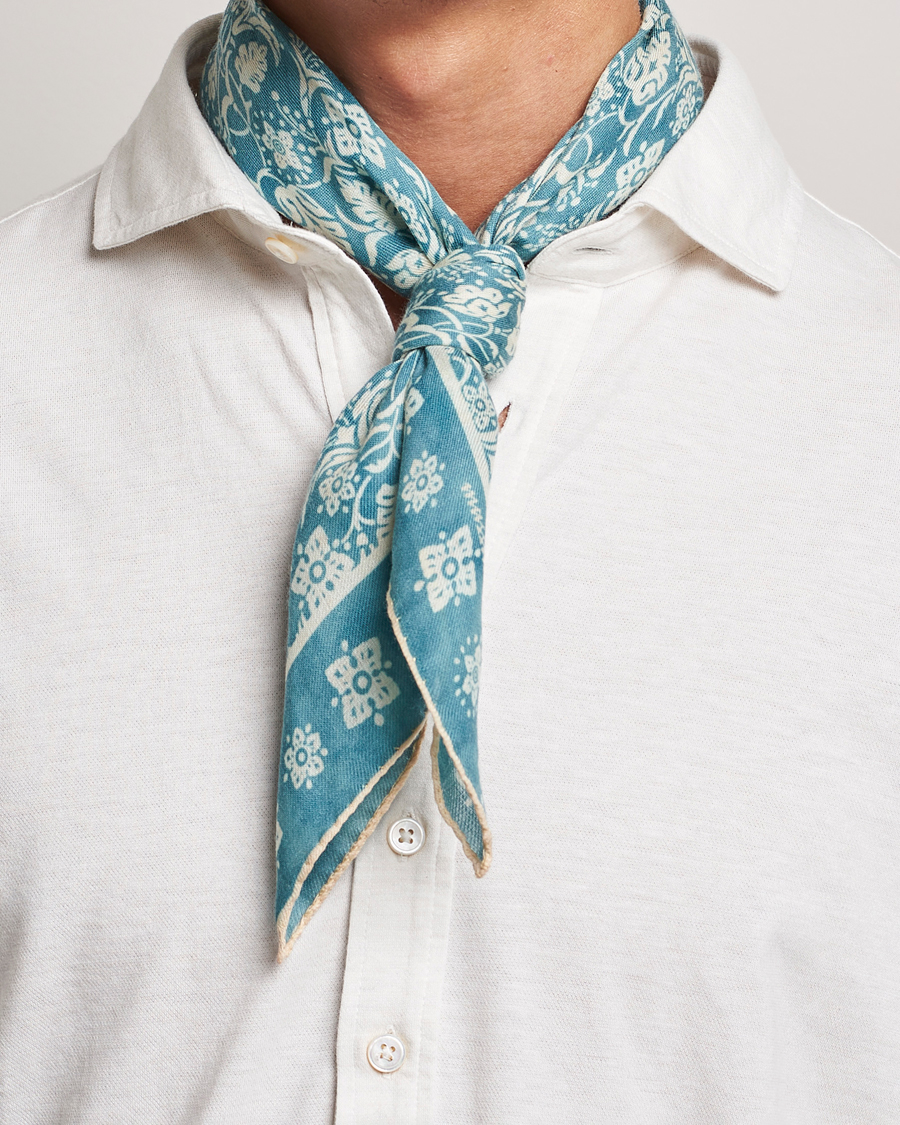 Uomini | Massimo Alba Printed Cashmere Bandana Turchese | Massimo Alba | Printed Cashmere Bandana Turchese