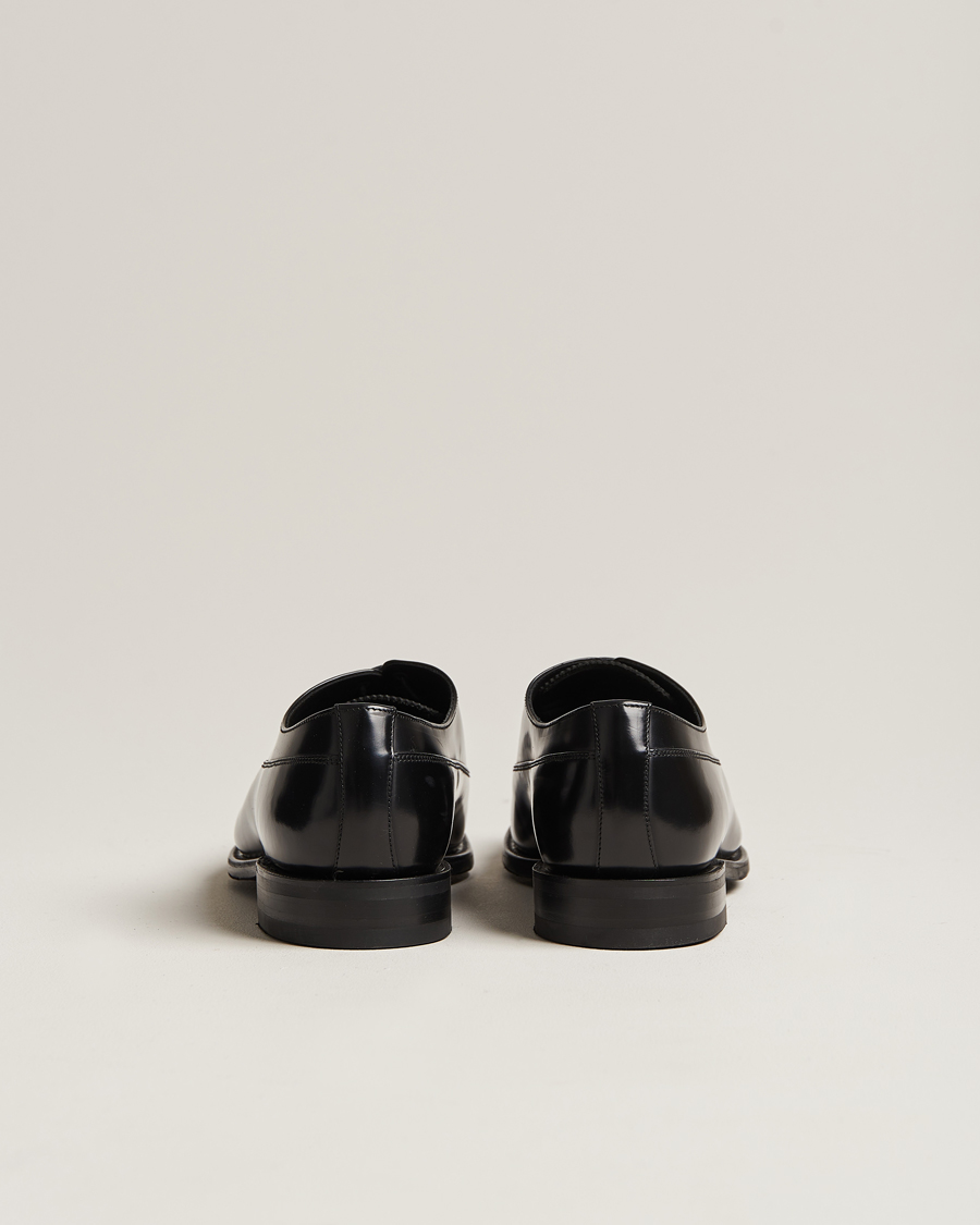 Uomini | Scarpe Oxford | Loake Shoemakers | Truman Polished Oxford Toe Cap Black