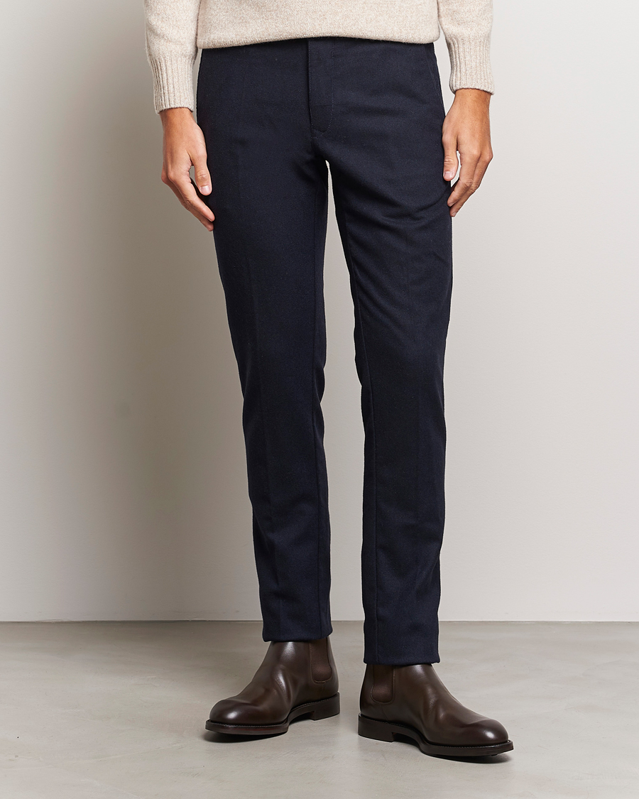 Uomini | Pantaloni | Incotex | Slim Fit Washed Flannel Stretch Slacks Navy