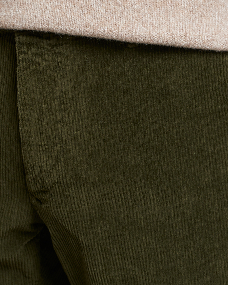 Uomini | Pantaloni | Incotex | Slim Fit Leisure Cord Slacks Forest Green