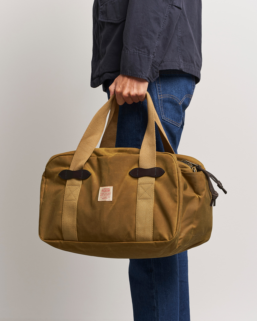 Uomini | Filson Tin Cloth Small Duffle Bag Dark Tan | Filson | Tin Cloth Small Duffle Bag Dark Tan