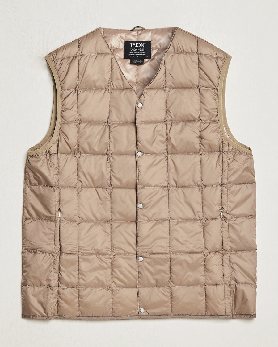 Uomini | Giacche | TAION | V-Neck Lightweight Down Vest Khaki
