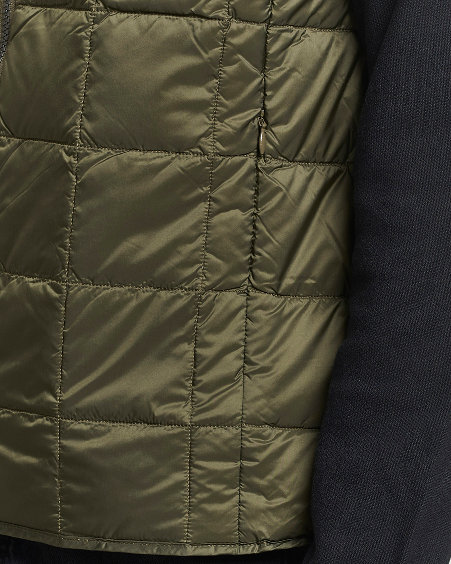 Uomini | Giacche | TAION | High Neck Full Zip Lightweight Down Vest Dark Olive