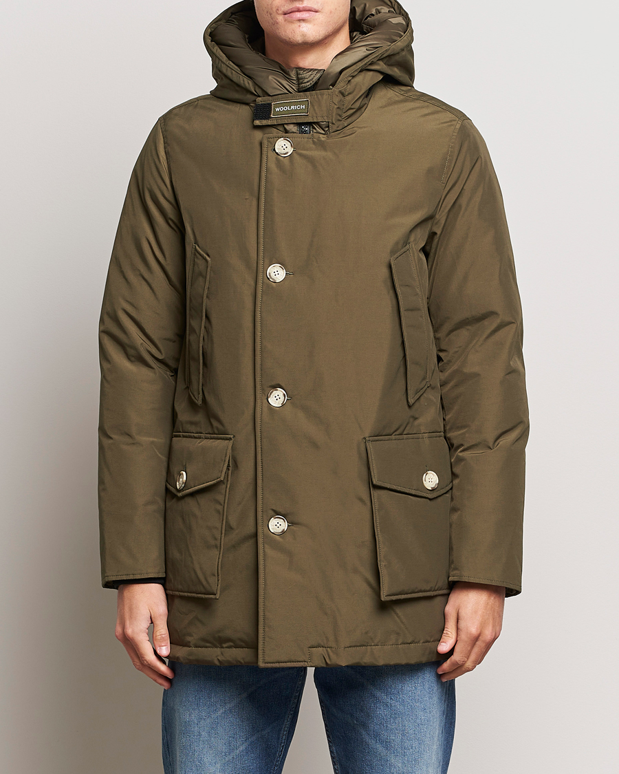 Uomini | Giacche | Woolrich | Arctic Parka No Fur Dark Green