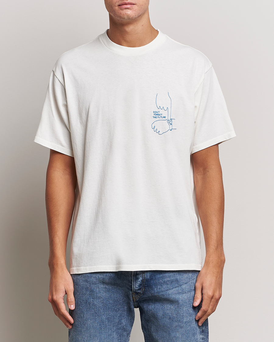 Uomini | T-shirt | Nudie Jeans | Koffe Future Crew Neck T-Shirt Off White