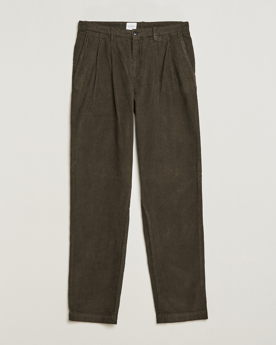 Uomini | Pantaloni | Sunspel | Corduroy Double Pleat Trousers Coffee