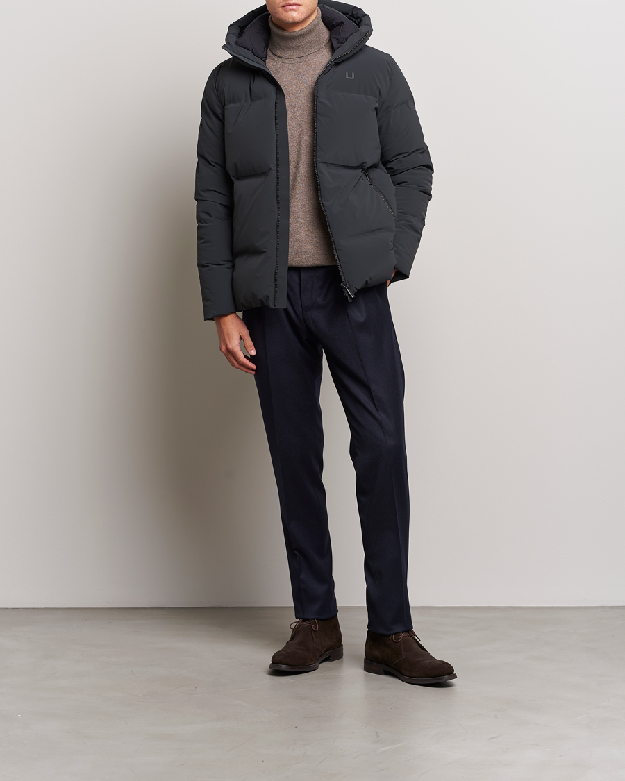 Uomini | Giacche | UBR | Typhoon Padded Hood Jacket Night Olive