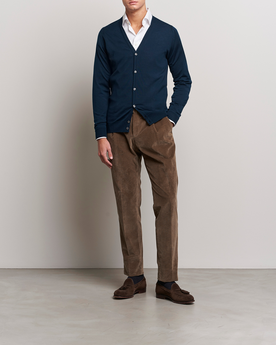 Uomini | Maglieria | John Smedley | Petworth Extra Fine Merino Cardigan Orion Green