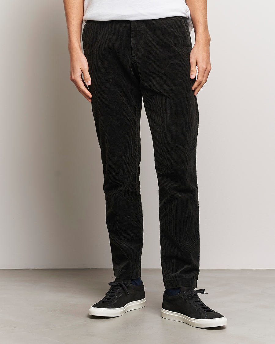 Uomini | Pantaloni | NN07 | Theo Regular Fit Corduroy Chinos Dark Army