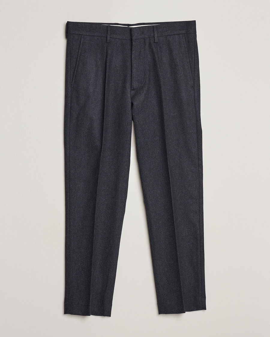 Uomini | Pantaloni | NN07 | Bill Brushed Flannel Pleated Trousers Navy Blue