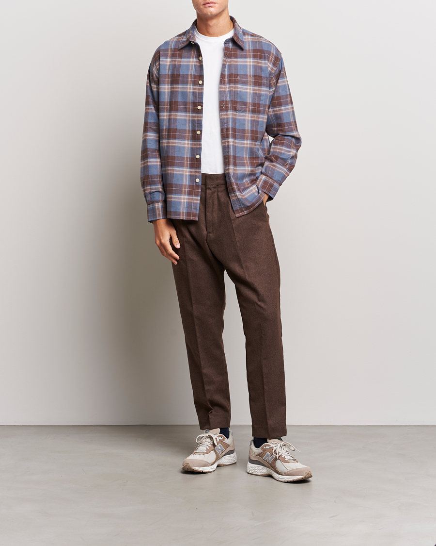 Uomini | Pantaloni | NN07 | Bill Brushed Flannel Pleated Trousers Demitasse Brown