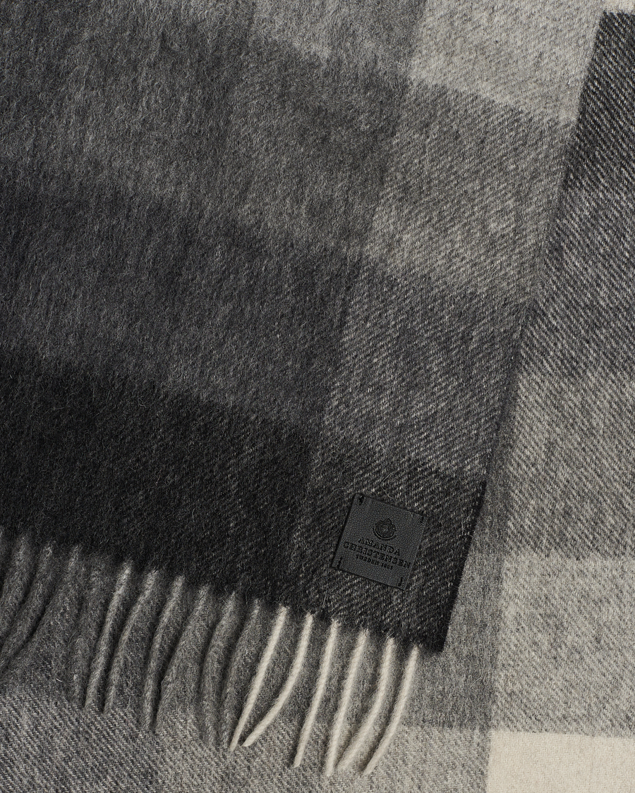 Uomini | Amanda Christensen Merino Wool Block Check Scarf Black/Grey | Amanda Christensen | Merino Wool Block Check Scarf Black/Grey