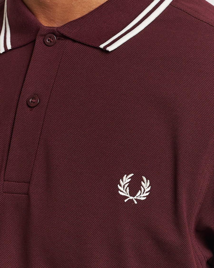 Uomini | Polo | Fred Perry | Twin Tipped Polo Shirt Oxblood