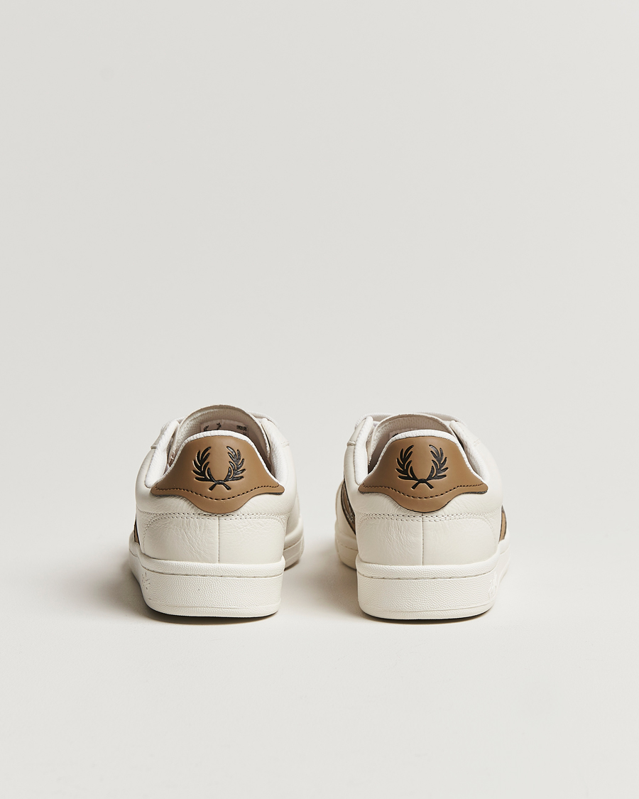 Uomini | Fred Perry B721 Leather Sneaker White/Porcelin Black | Fred Perry | B721 Leather Sneaker White/Porcelin Black