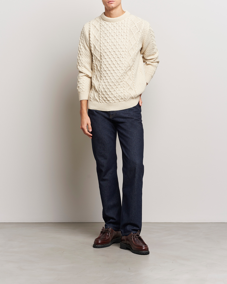 Uomini | Maglieria | Gloverall | Merino Wool Aran Cable Knitted Crew Neck Ecru