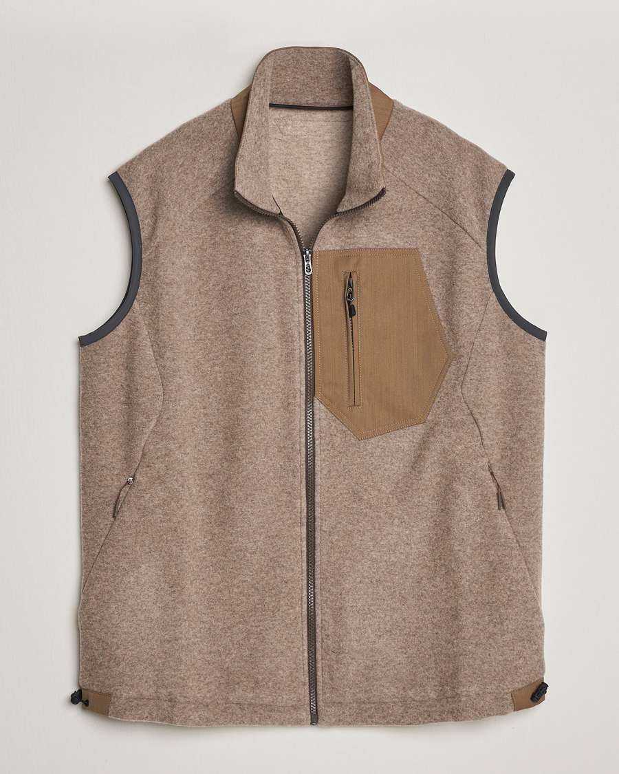 Uomini | Giacche | SEASE | Explorer Cashmere Fleece Vest Oyster
