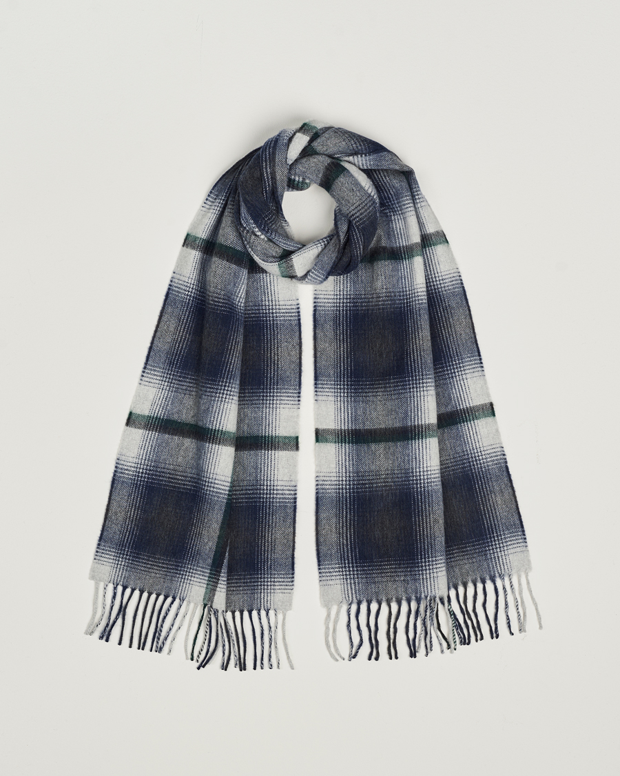Uomini | Begg & Co Wool/Cashmere Shadow Check Scarf 32*180cm Silver/Navy | Begg & Co | Wool/Cashmere Shadow Check Scarf 32*180cm Silver/Navy