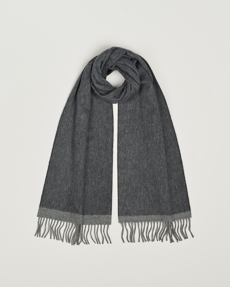 Uomini | Begg & Co Solid Board Wool/Cashmere Scarf Flannel Charcoal | Begg & Co | Solid Board Wool/Cashmere Scarf Flannel Charcoal