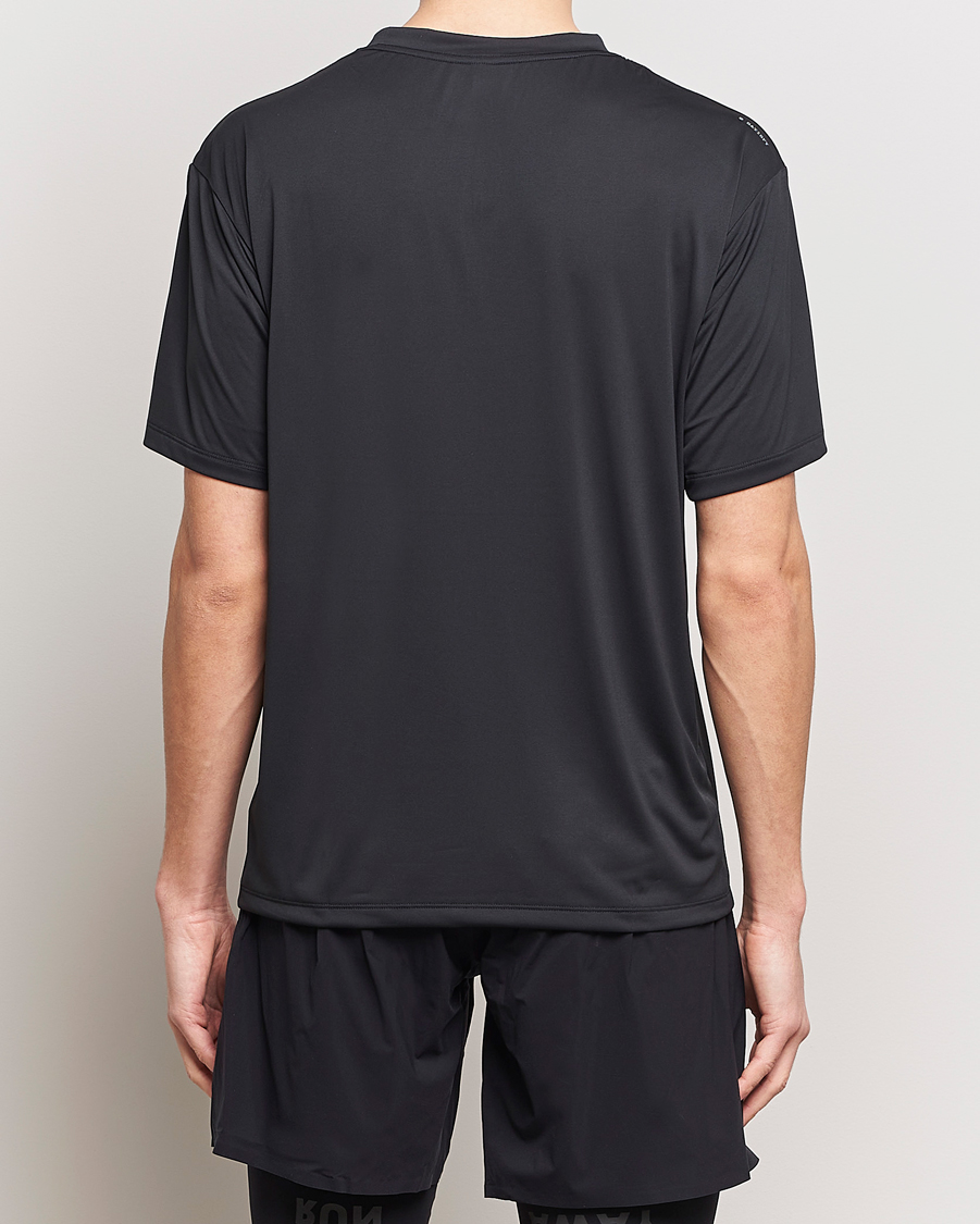 Uomini | T-shirt | Satisfy | AuraLite T-Shirt Black