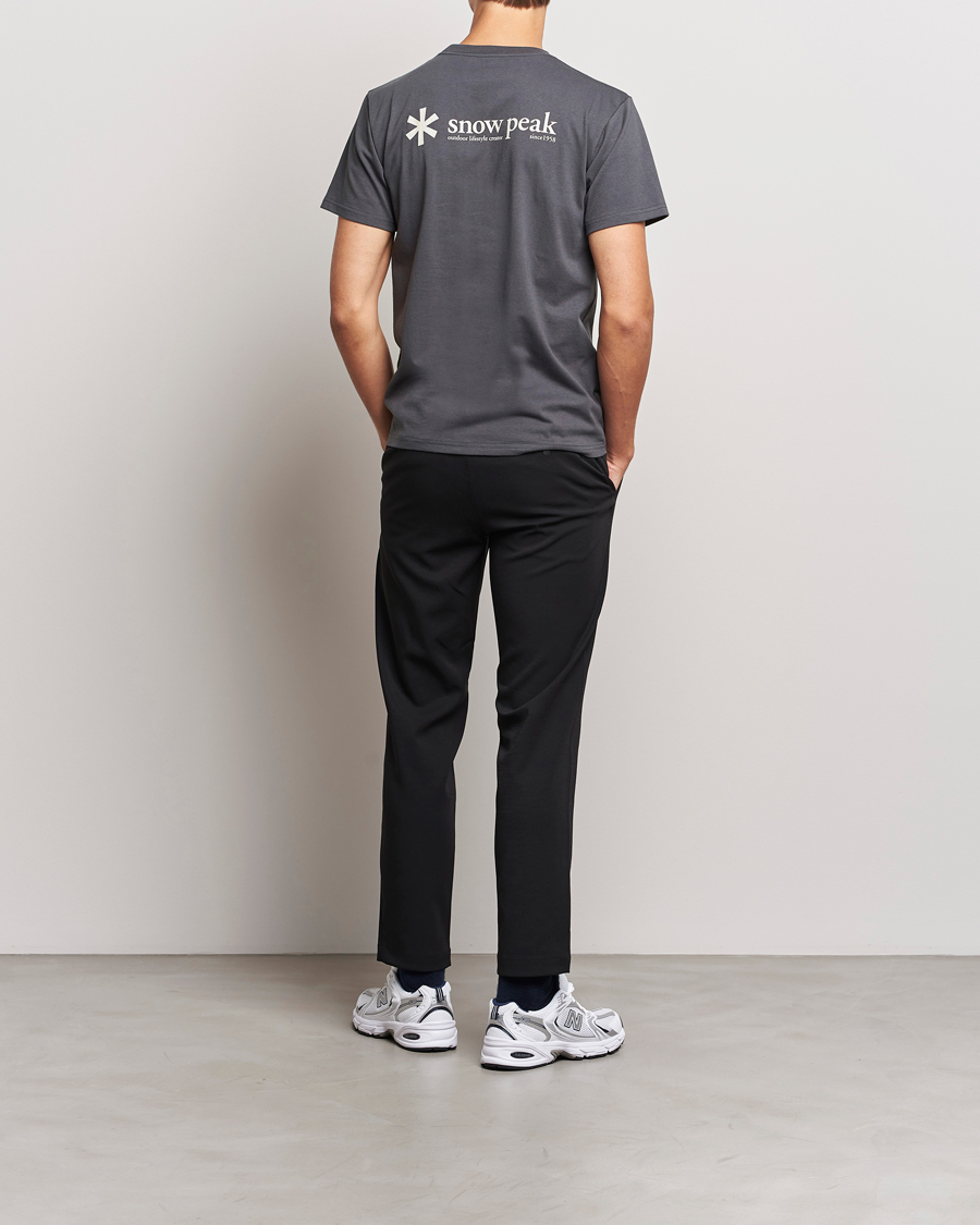 Uomini | T-shirt | Snow Peak | Logo T-Shirt Charcoal
