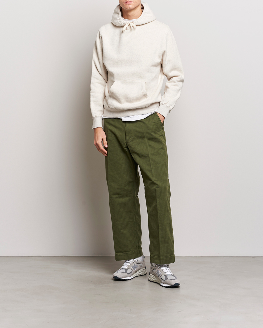 Uomini | Pantaloni | BEAMS PLUS | MIL Herringbone Trousers Olive