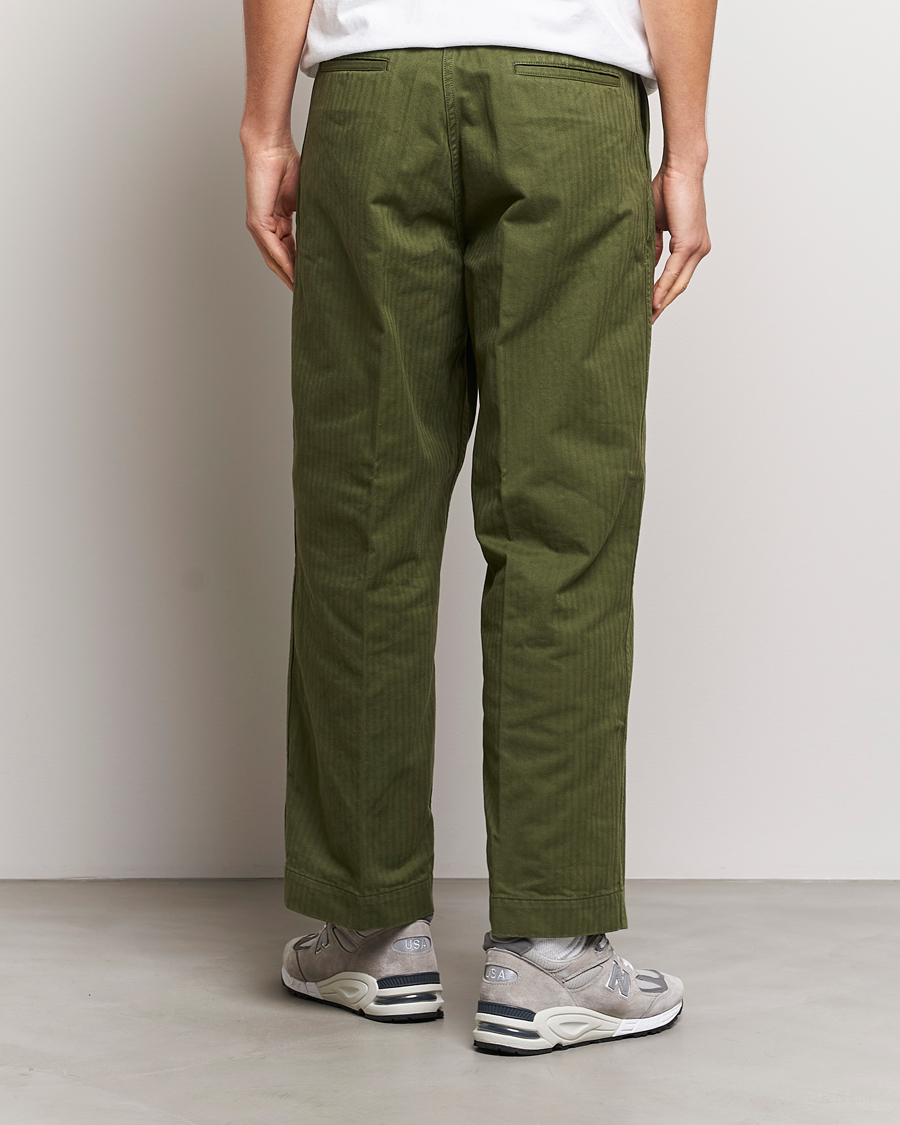 Uomini | Pantaloni | BEAMS PLUS | MIL Herringbone Trousers Olive