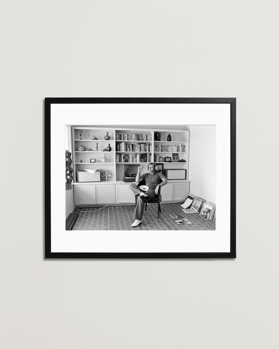 Uomini | Poster | Sonic Editions | Framed Jack Nicholson At Home