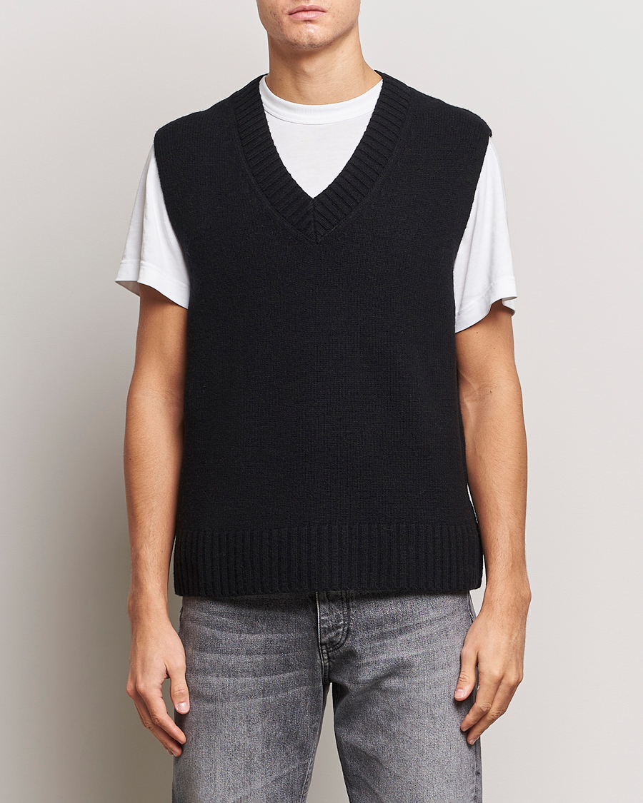 Uomini | Maglieria | A Day's March | Wigtown Lambswool Vest Black