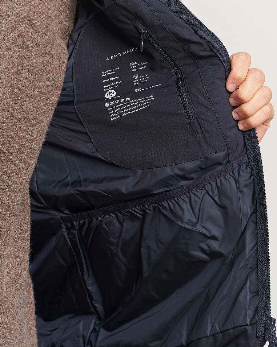 Uomini | Giacche | A Day's March | Alford Puffer Vest Navy