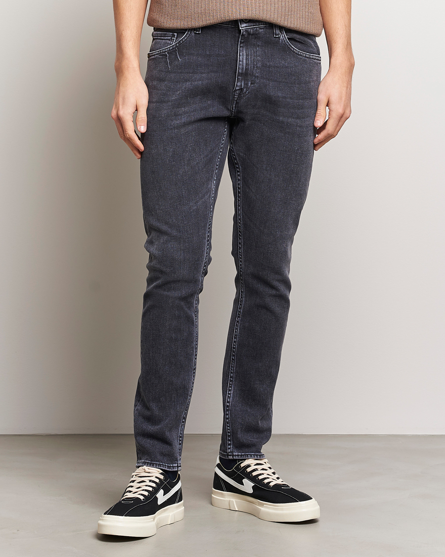 Uomini | Jeans | Tiger of Sweden | Pistolero Stretch Cotton Jeans Washed Black