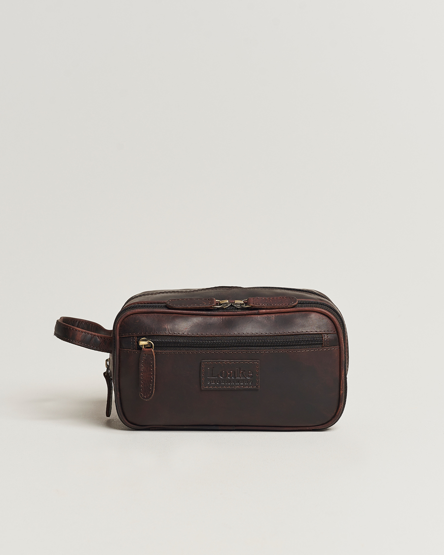 Uomini | Loake 1880 Dartmouth Leather Washbag Dark Brown | Loake 1880 | Dartmouth Leather Washbag Dark Brown