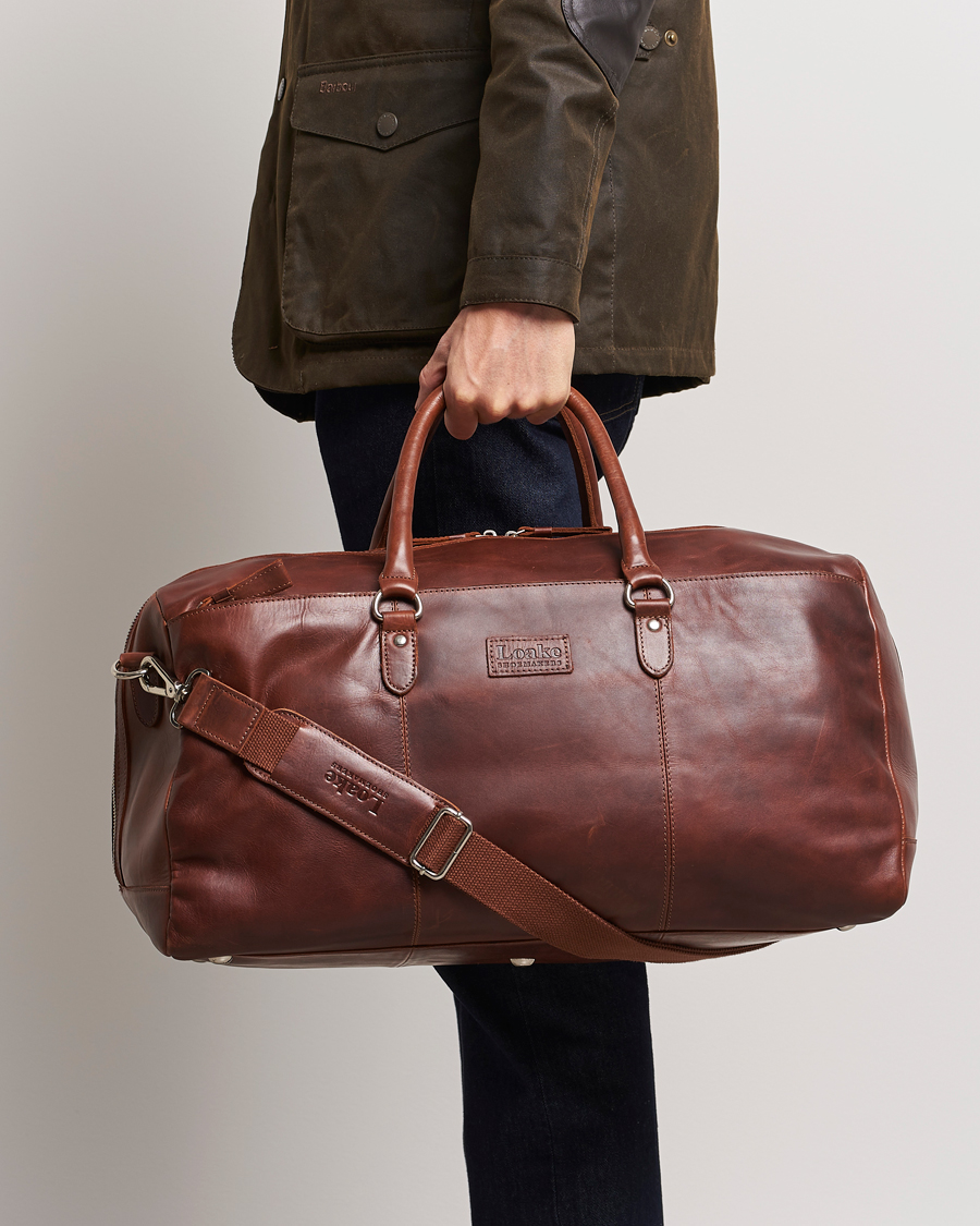 Uomini | Loake 1880 Norfolk Leather Travel Bag Cedar | Loake 1880 | Norfolk Leather Travel Bag Cedar
