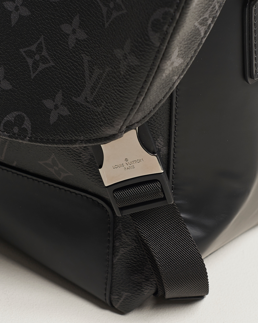 Uomini | Louis Vuitton Pre-Owned Messenger Voyager MM Bag Monogram Eclipse | Louis Vuitton Pre-Owned | Messenger Voyager MM Bag Monogram Eclipse