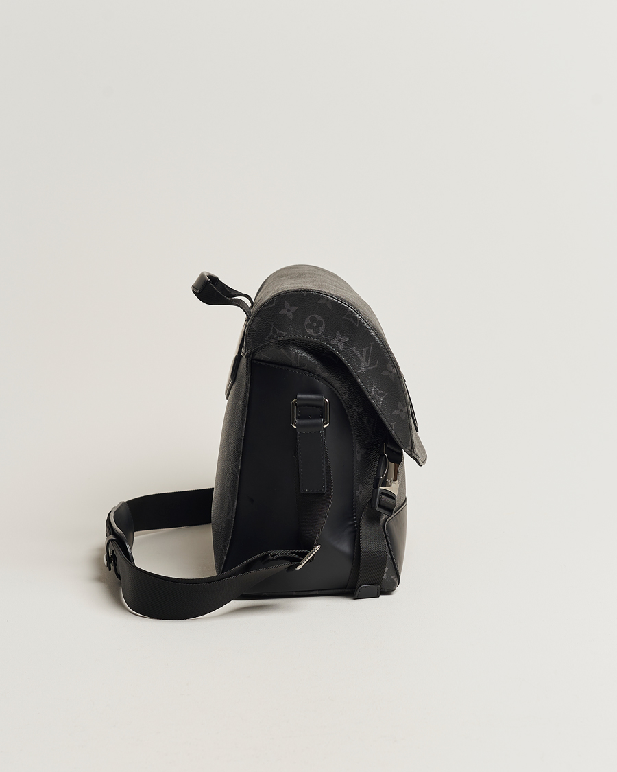 Uomini | Louis Vuitton Pre-Owned Messenger Voyager MM Bag Monogram Eclipse | Louis Vuitton Pre-Owned | Messenger Voyager MM Bag Monogram Eclipse