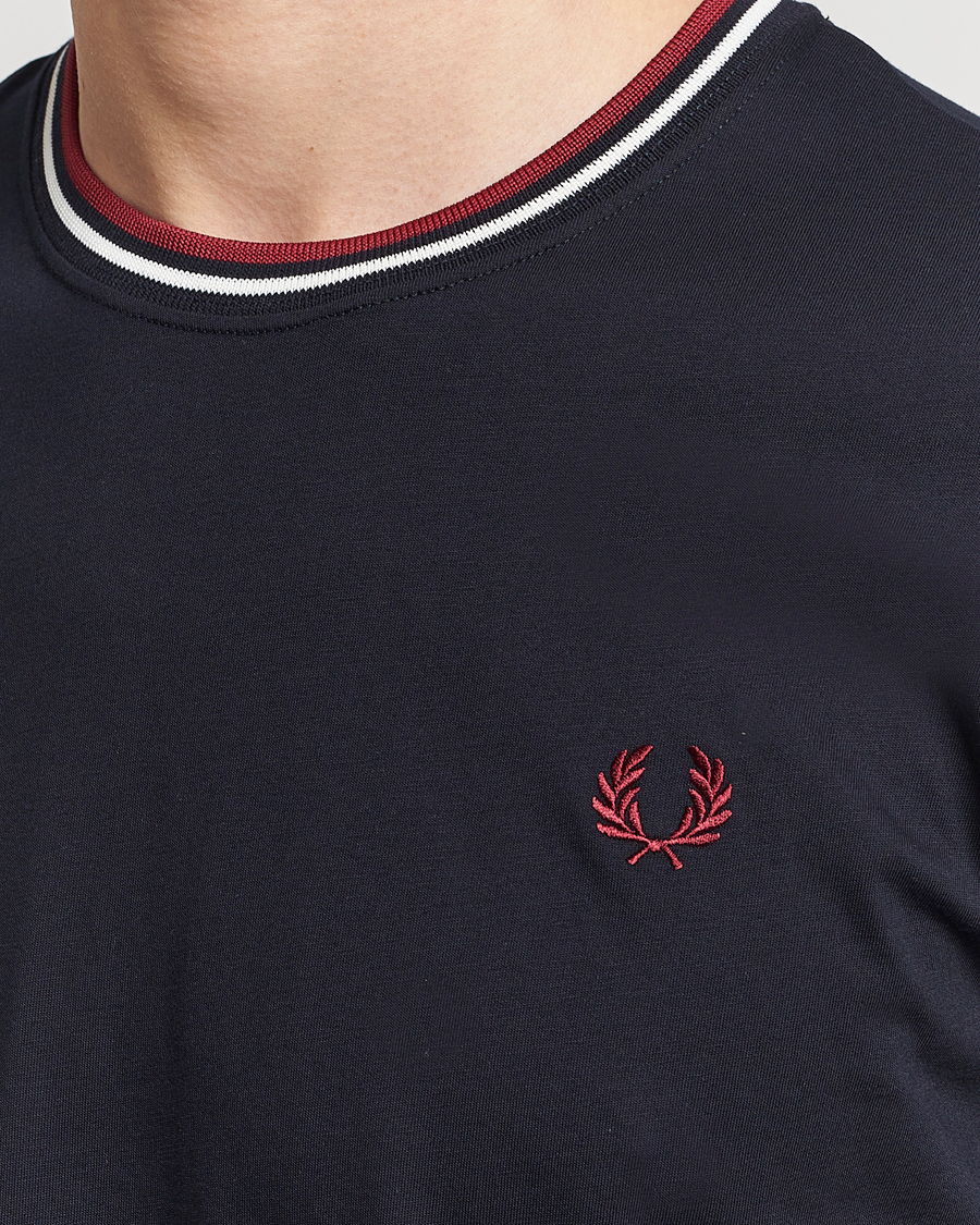Uomini | T-shirt | Fred Perry | Twin Tipped T-Shirt Navy