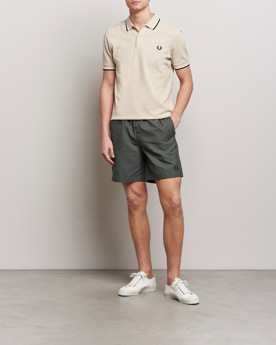 Uomini | Costumi da bagno | Fred Perry | Classic Swimshorts Field Green