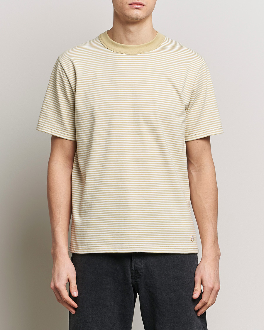 Uomini | T-shirt | Armor-lux | Callac Héritage Stripe T-Shirt Pale Olive/Milk