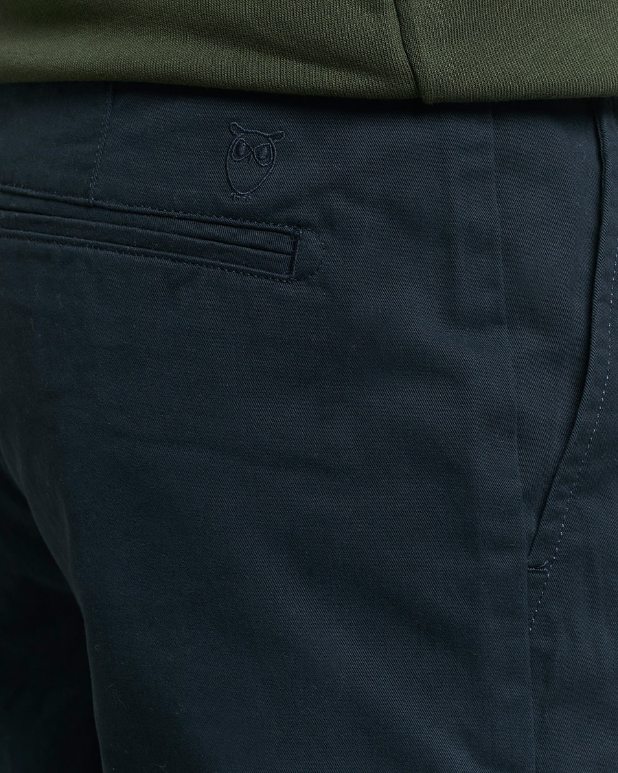 Uomini | Pantaloni | KnowledgeCotton Apparel | Chuck Regular Cotton Twill Chino Total Eclipse