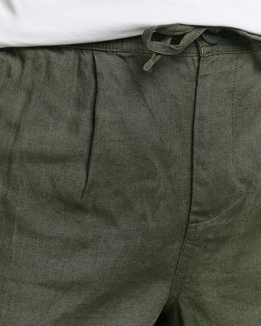 Uomini | Pantaloncini | KnowledgeCotton Apparel | Loose Linen Shorts Burnt Olive